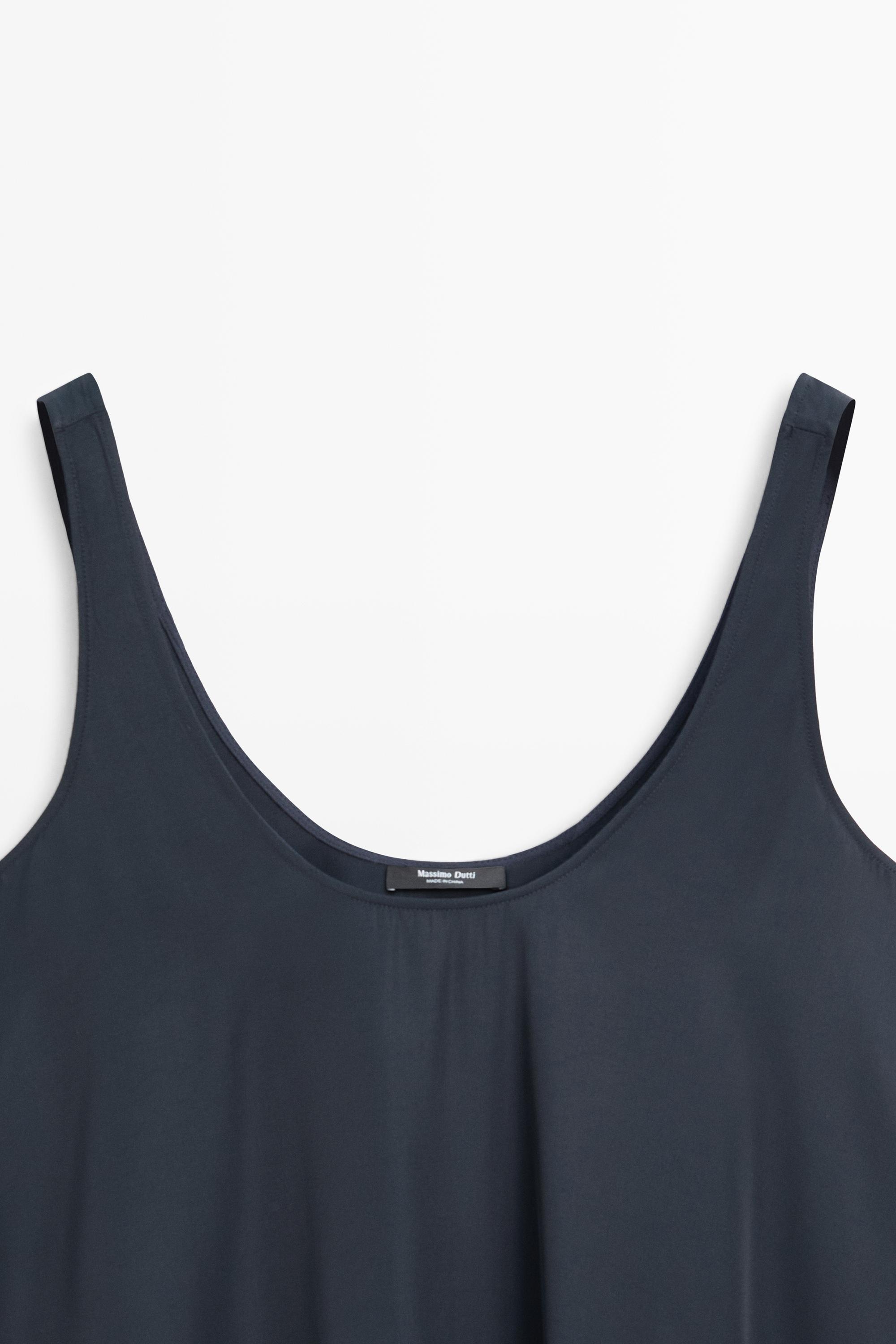 Robe fluide évasée à bretelles